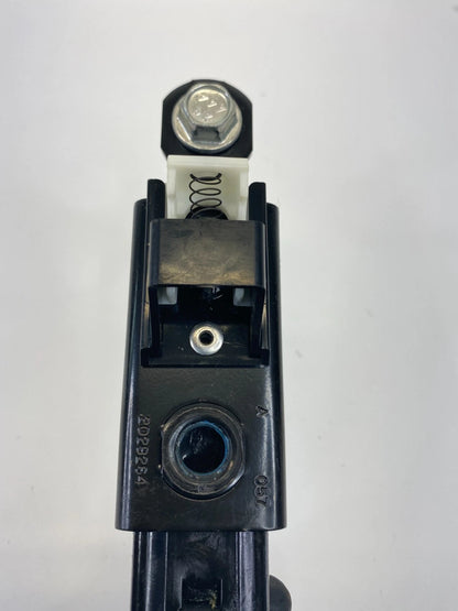 2011-2016 HYUNDAI ELANTRA RIGHT SEAT BELT ADJUSTER HEIGHT BRACKET SUPPORT OEM