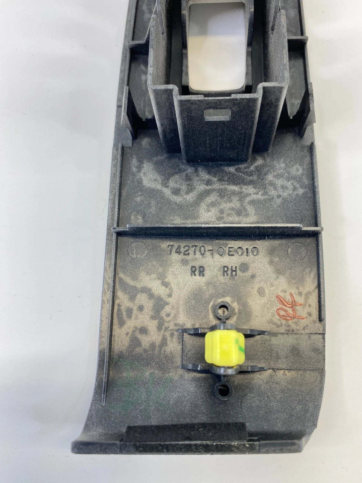 2004-2006 LEXUS RX330 07-09 RX350 REAR RIGHT DOOR WINDOW SWITCH BEZEL 742700E010