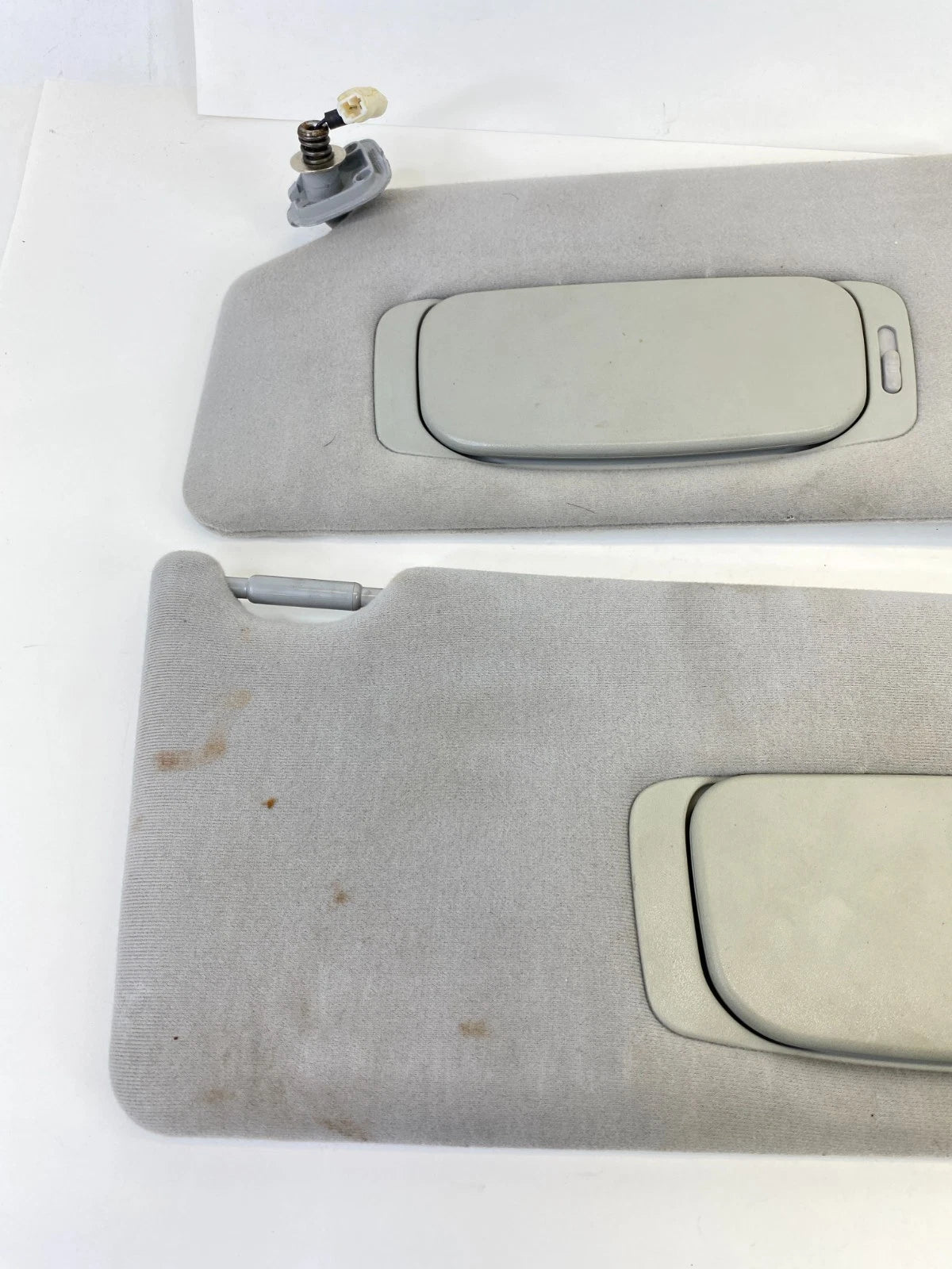 2006 TOYOTA AVALON ROOF LEFT & RIGHT SUNVISOR SUN VISOR SHADE PAIR SET OEM