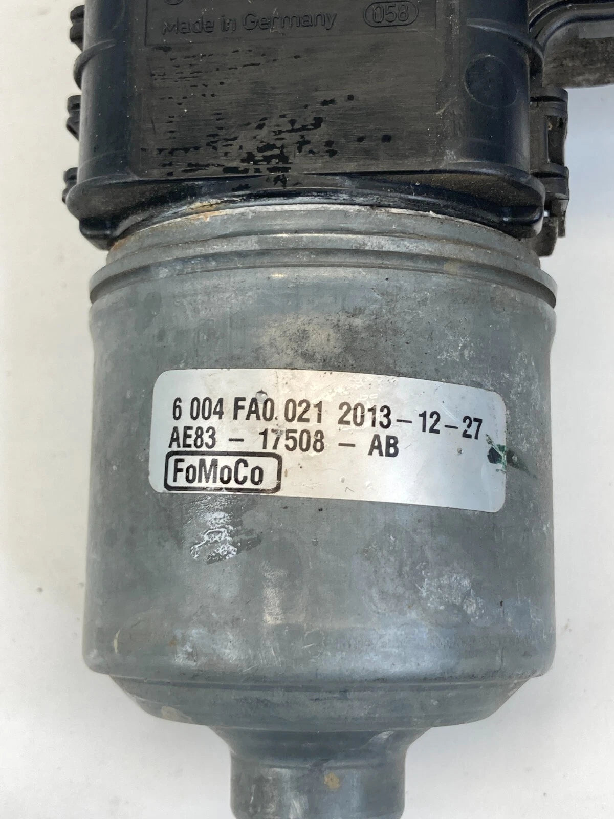 2011-2019 FORD FIESTA SEDAN FRONT WINDSHIELD WIPER MOTOR ASSEMBLY AE83-17508-AB