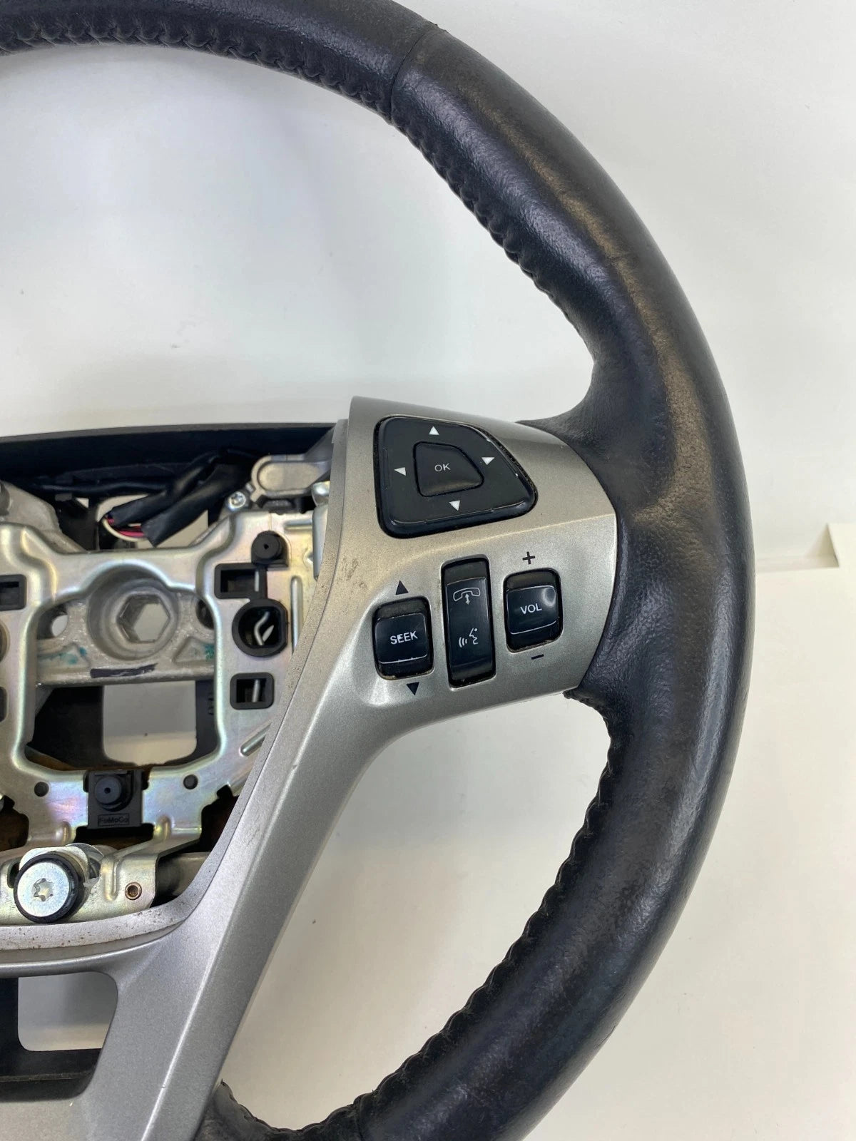 2013-2019 Ford Flex Steering Wheel w/ Audio & Cruise Control Switches OEM