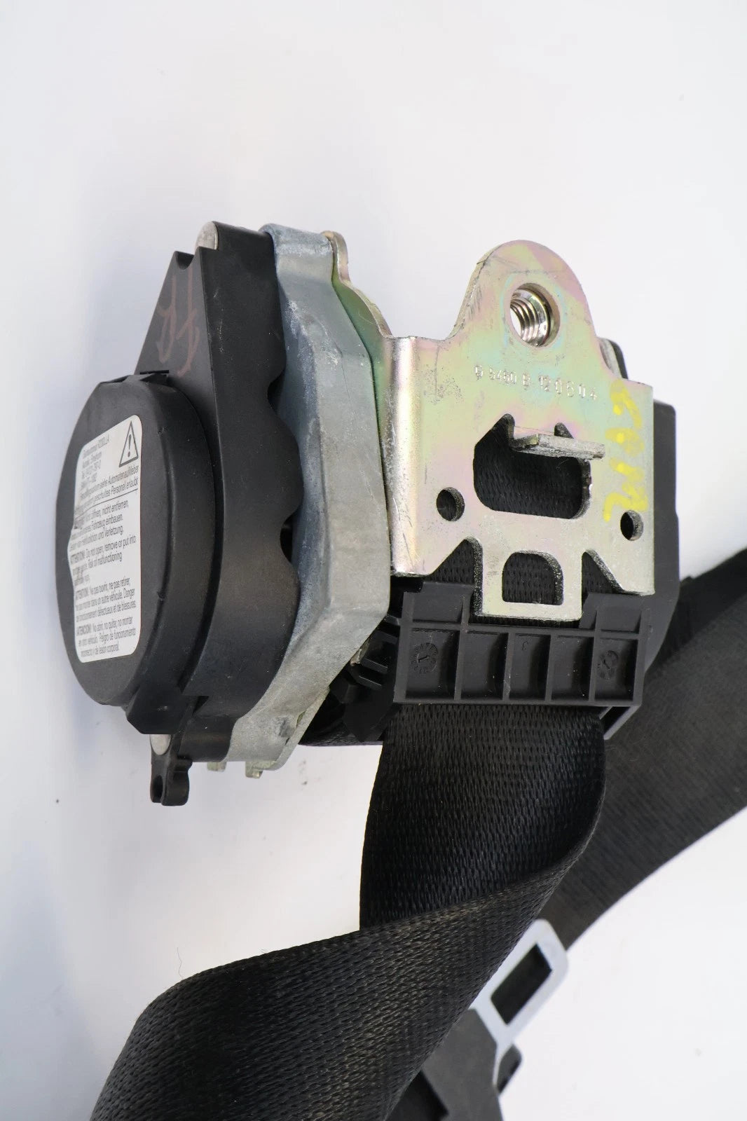 2011-2016 BMW 528I 535I 550I FRONT RIGHT SIDE SEAT BELT RETRACTOR 618120800 OEM