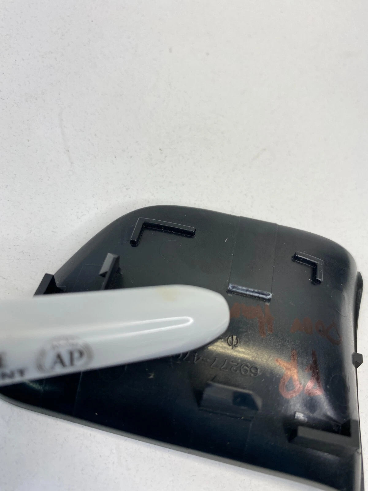04-09 TOYOTA PRIUS REAR RIGHT INTERIOR DOOR HANDLE COVER TRIM COVER 69277-47020