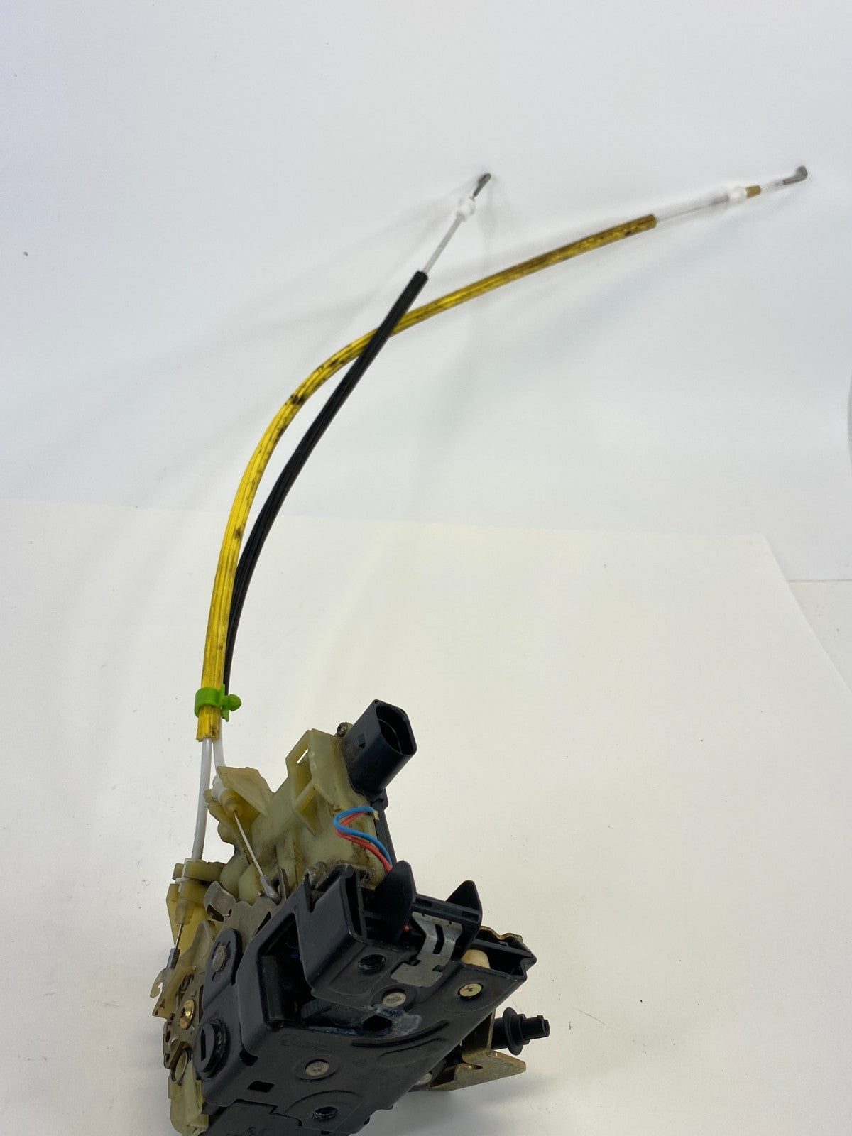 1998-2004 Audi A6 Quattro Rear Left Back Side Door Latch Release Actuator OEM