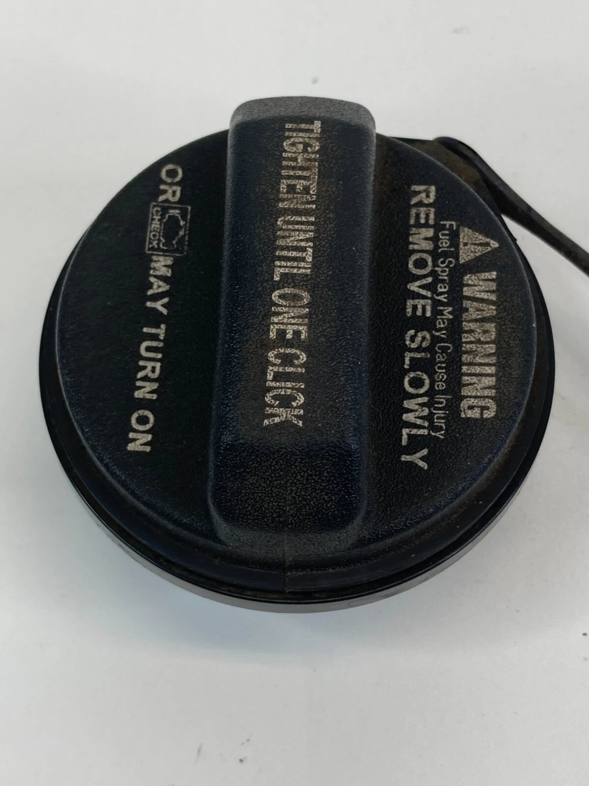 2012-2023 KIA RIO 04-09 SPECTRA 1.6L FUEL TANK FILLER GAS CAP LID COVER OEM