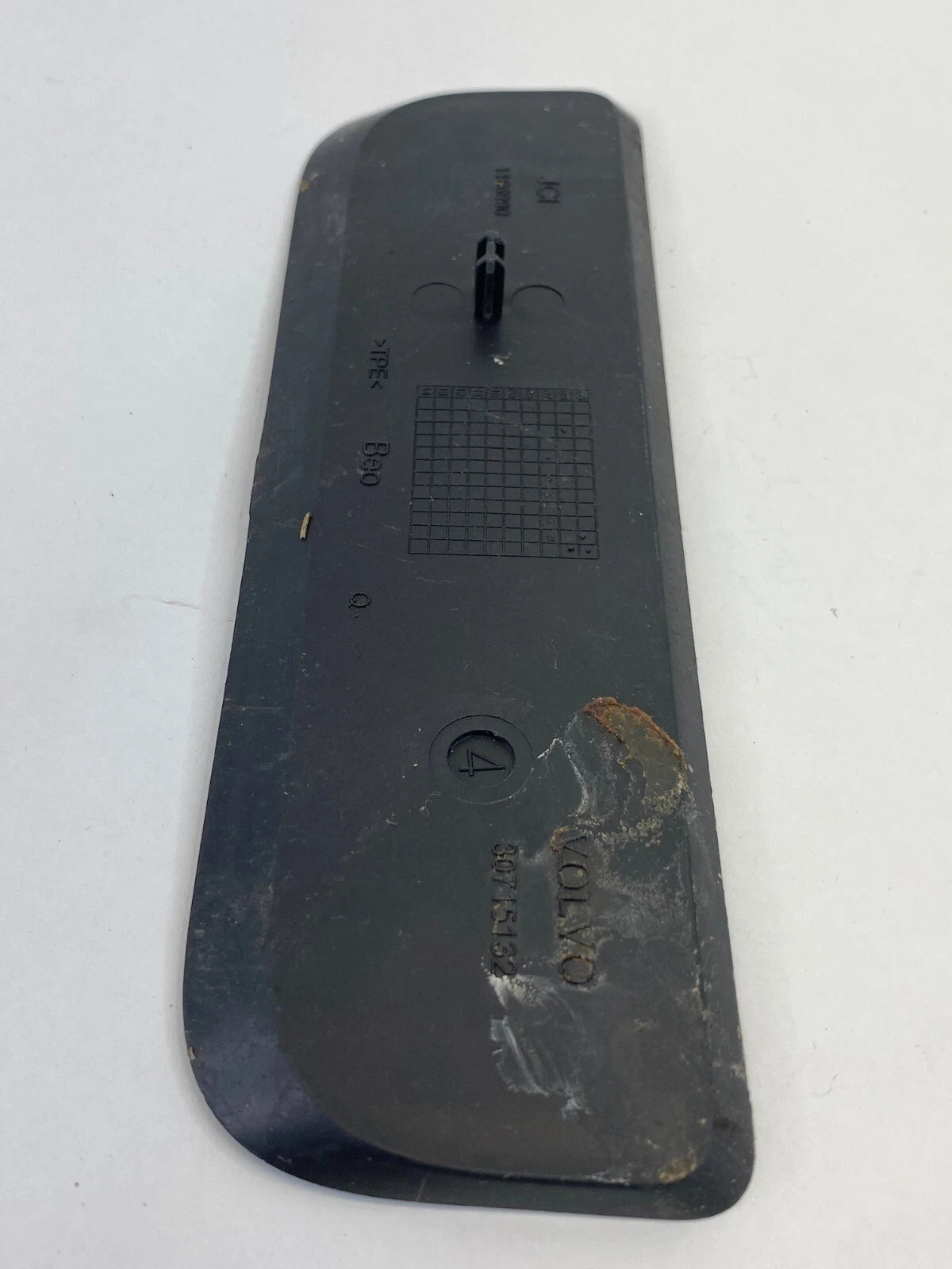 2008-2016 VOLVO XC70 CENTER CONSOLE RUBBER MAT LINER COVER INSERT 30715132 OEM