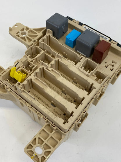 2004-2006 TOYOTA SIENNA 3.3 CABIN INNER DASH FUSE BOX RELAY JUNCTION BLOCK OEM