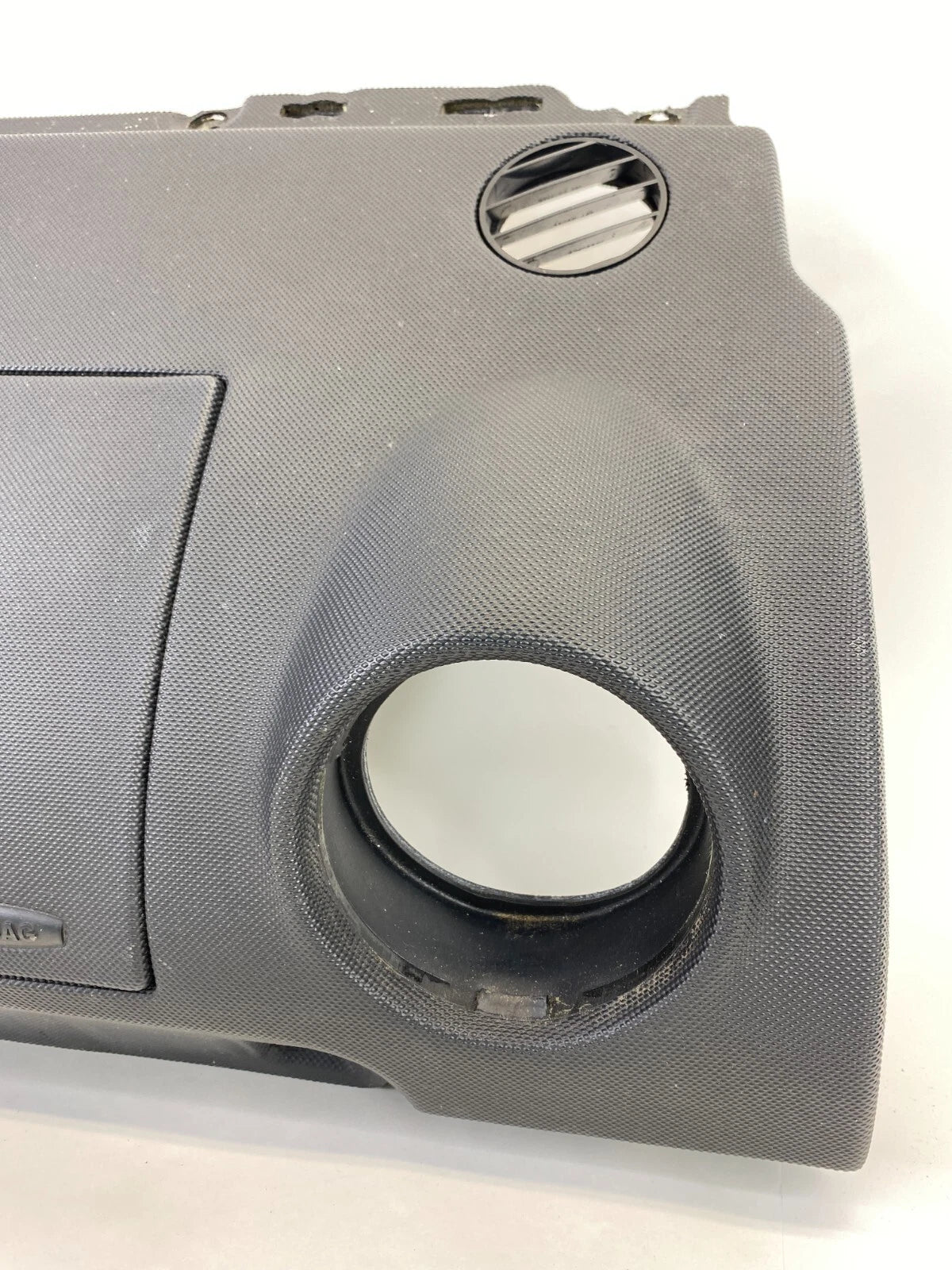 1998-2010 VOLSKWAGEN BEETLE FRONT RIGHT SIDE DASH PANEL TRIM W/ DEFROST VENT OEM