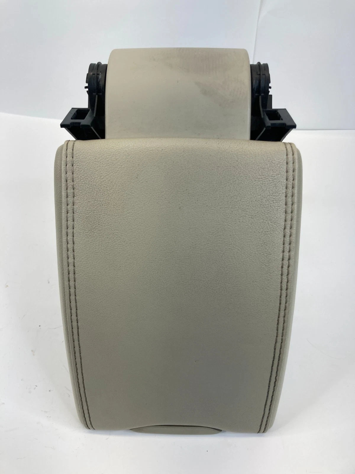 2011-2018 Volvo S60 07-16 S80 Center Console Armrest Lid & Cup Holder Cover OEM