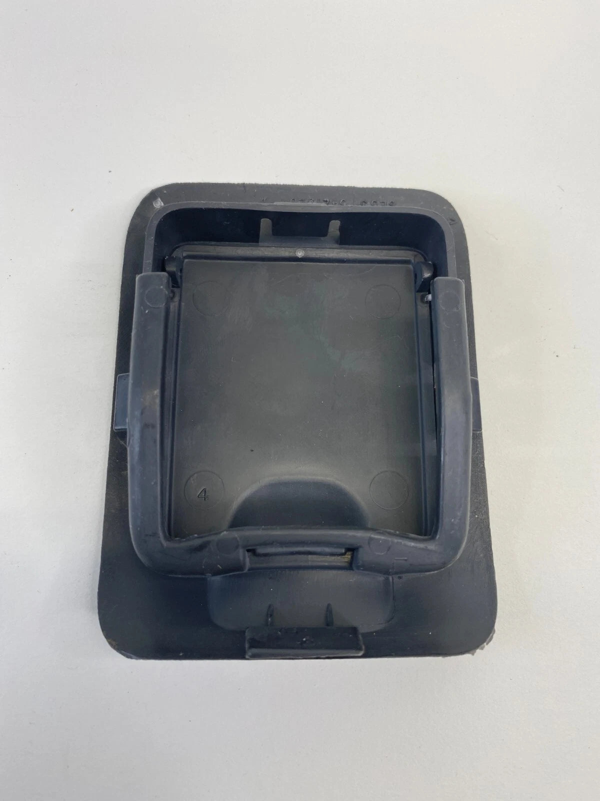 2006-2016 FORD FUSION REAR SEAT CHILD ANCHOR HOOK CAP COVER TRIM 6E5354213E54A