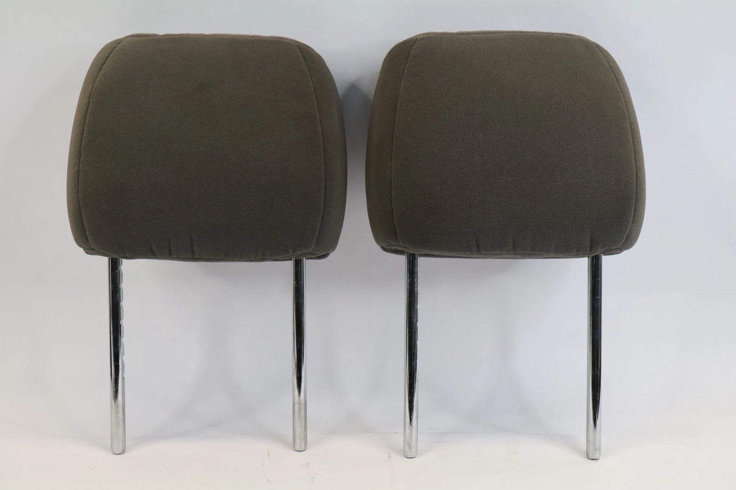 2004-2006 TOYOTA TUNDRA DOUBLE CAB FRONT SEAT HEADREST HEAD REST SET CLOTH OEM