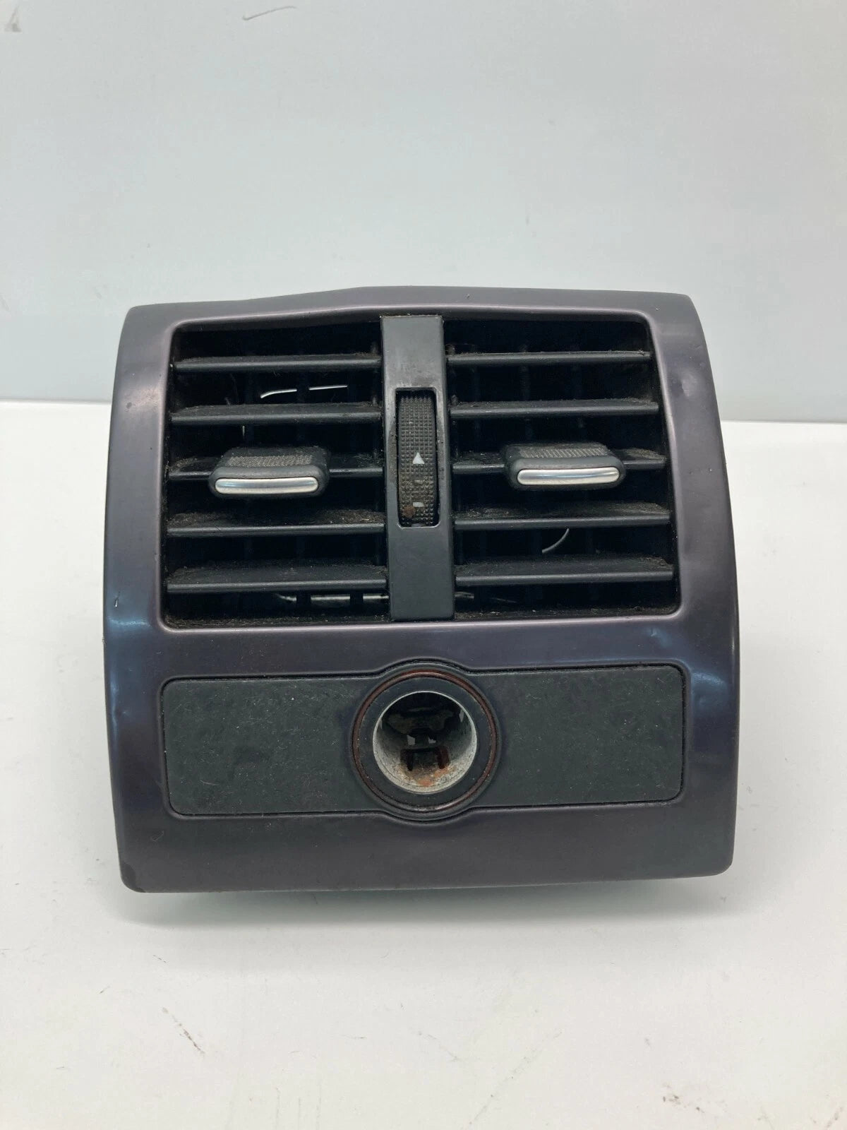 1998-2001 AUDI A6 QUATTRO REAR CENTER CONSOLE AC A/C HEATER AIR VENT OEM