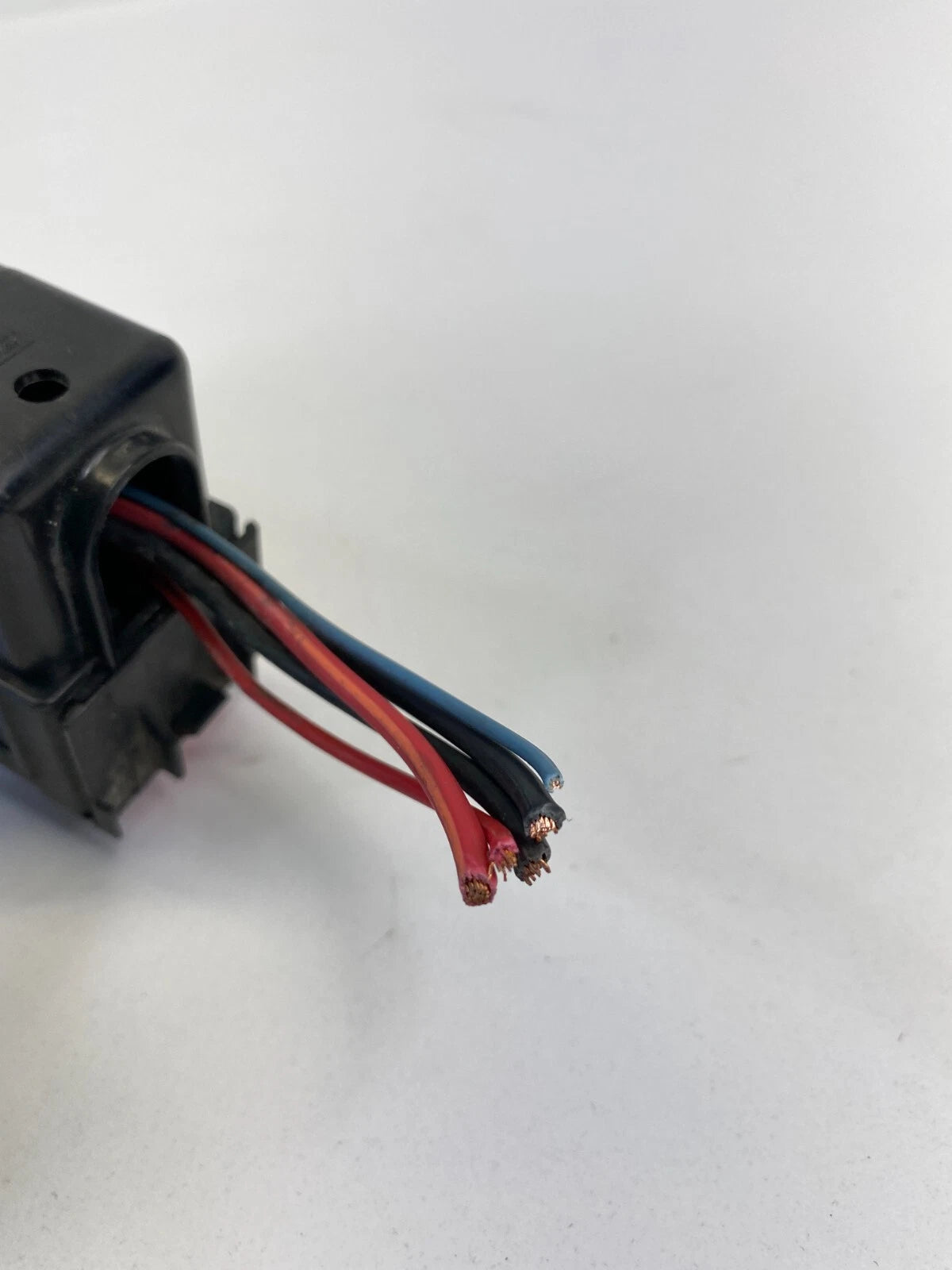2000-2003 FORD TAURUS 3.0L V6 FUSE BOX RELAY BATTERY WIRE PANEL F0AB-14B192-AA