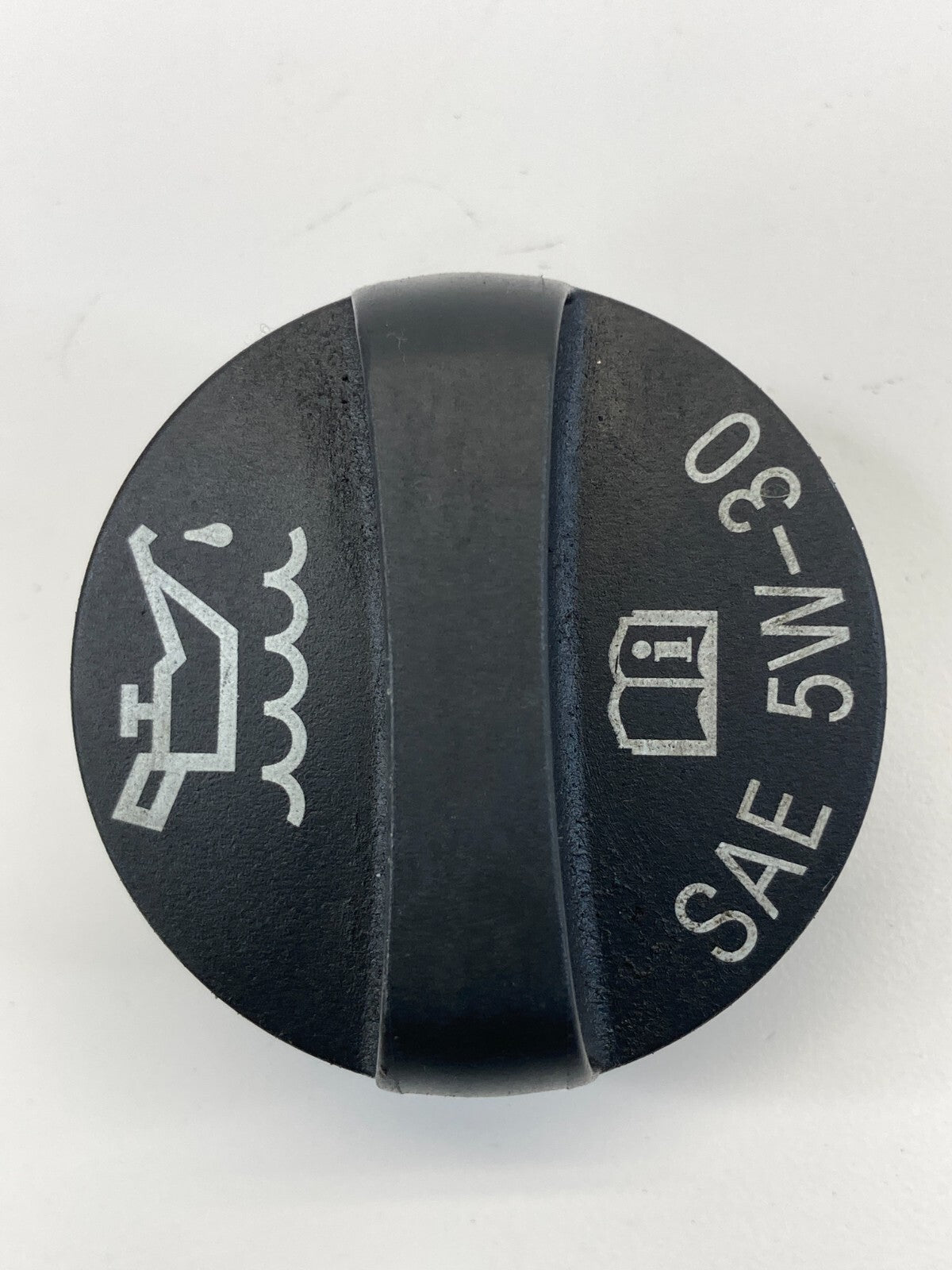 2002-2010 Saturn Vue 2.4L Engine Oil Filler Fluid Cap Lid Cover SAE 5W-30 OEM