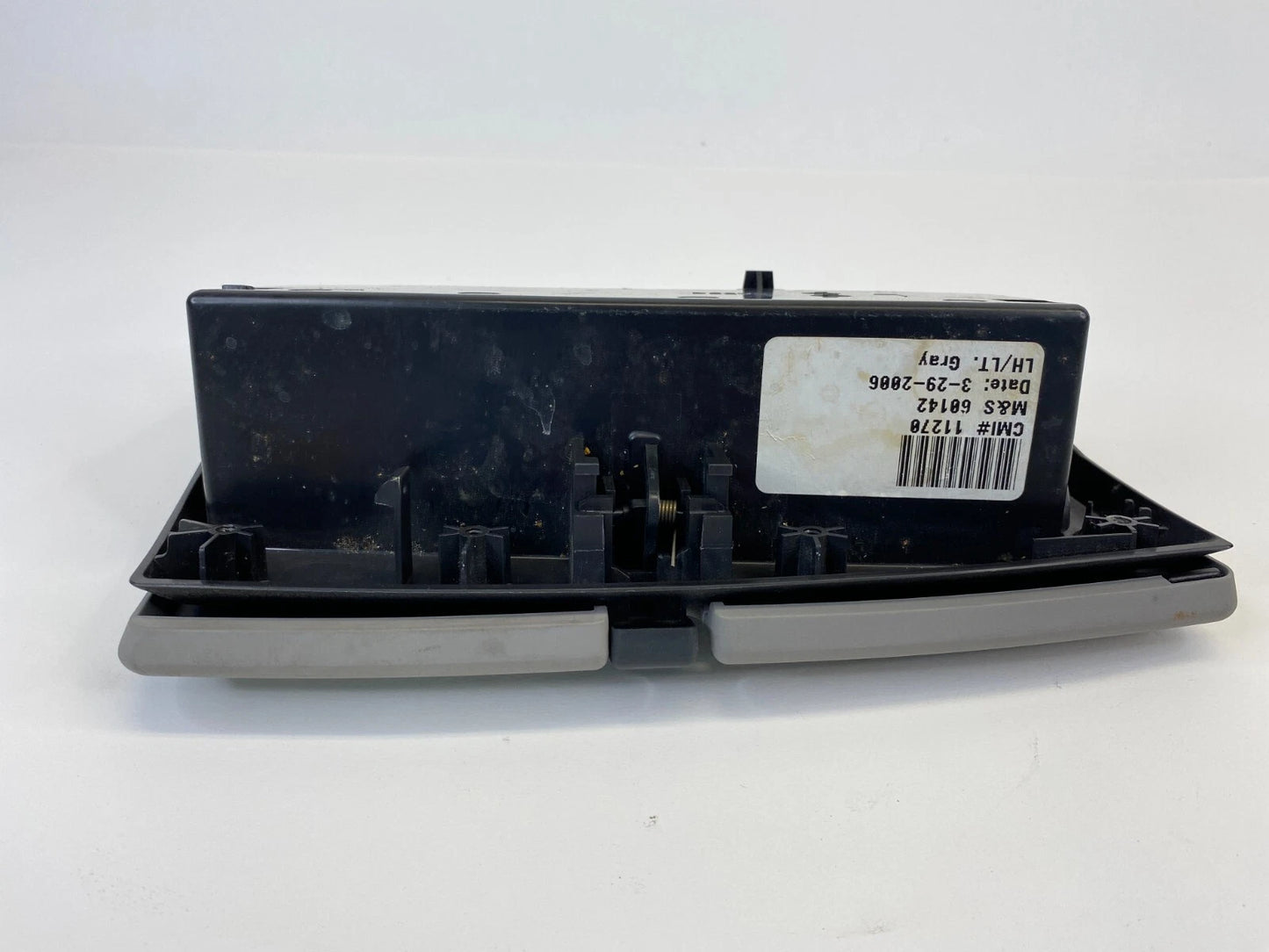 2004-2006 CADILLAC SRX FRONT LEFT DOOR STORAGE COMPARTMENT UNIT GRAY OEM