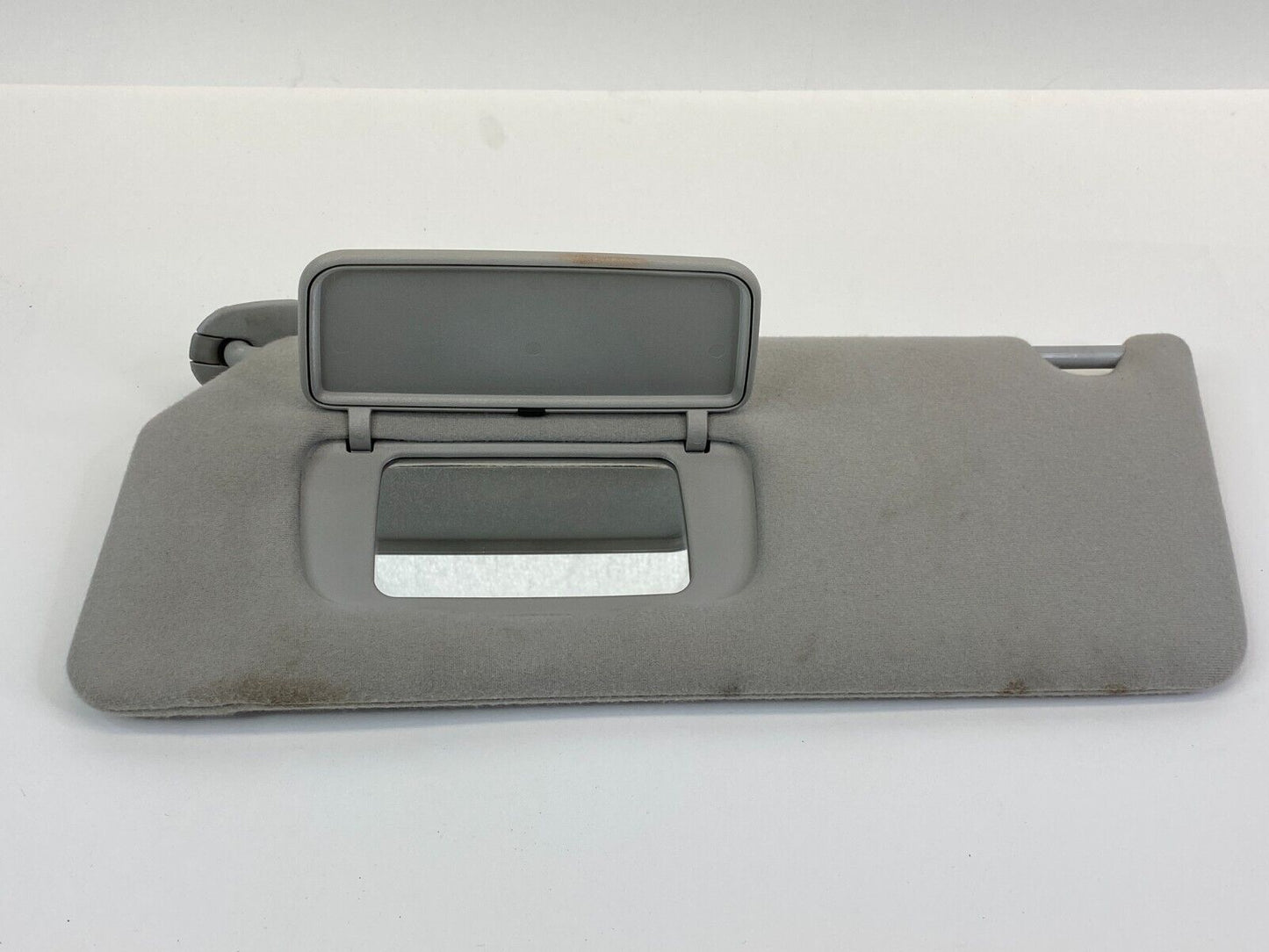 2002-2006 Toyota Camry Inner Roof Left Sunvisor Sun Visor Shade VH3350825689 OEM