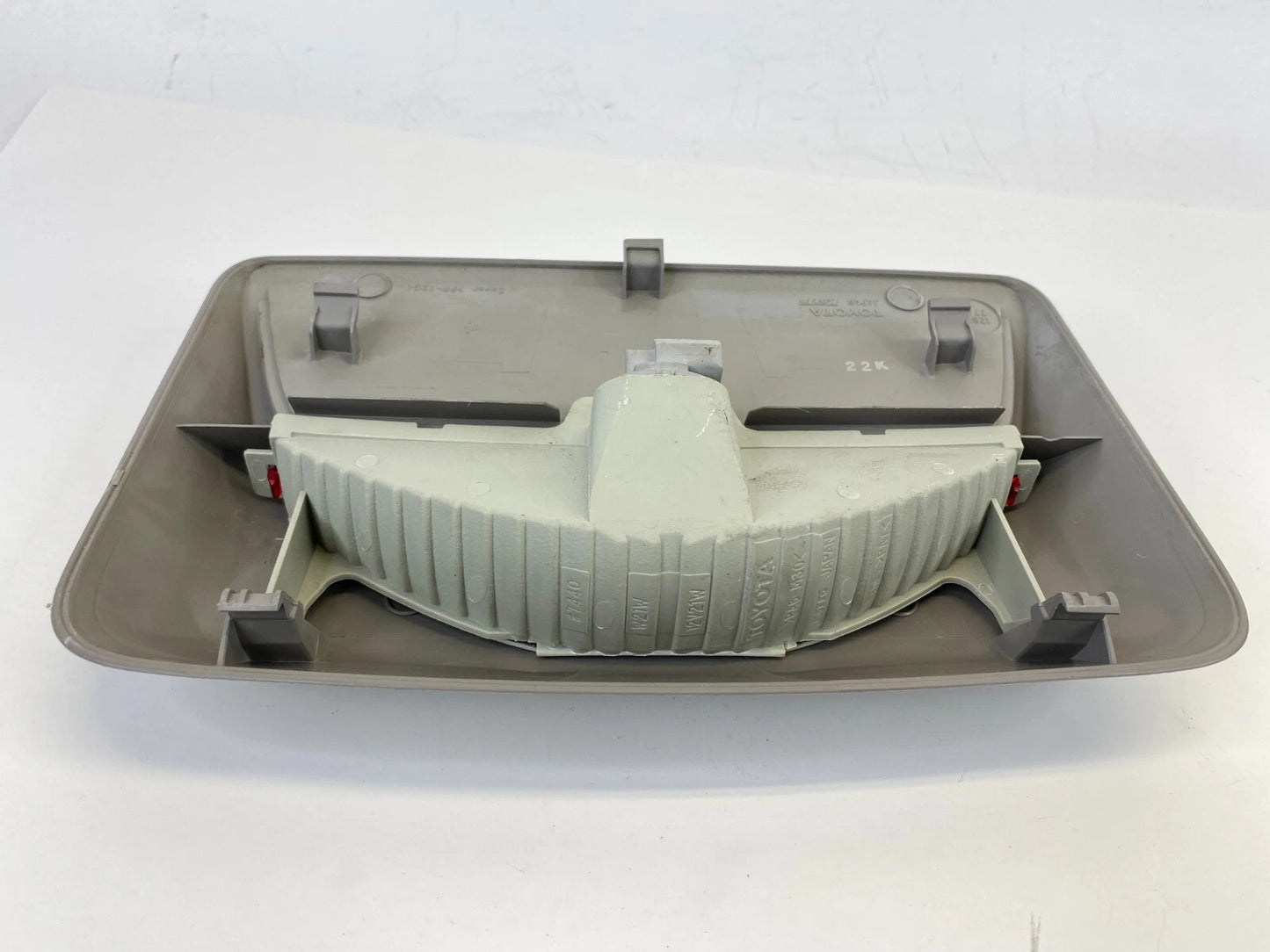 2002 2003 LEXUS ES300 2004-2006 ES330 REAR THIRD BRAKE STOP LIGHT LAMP 128B77458