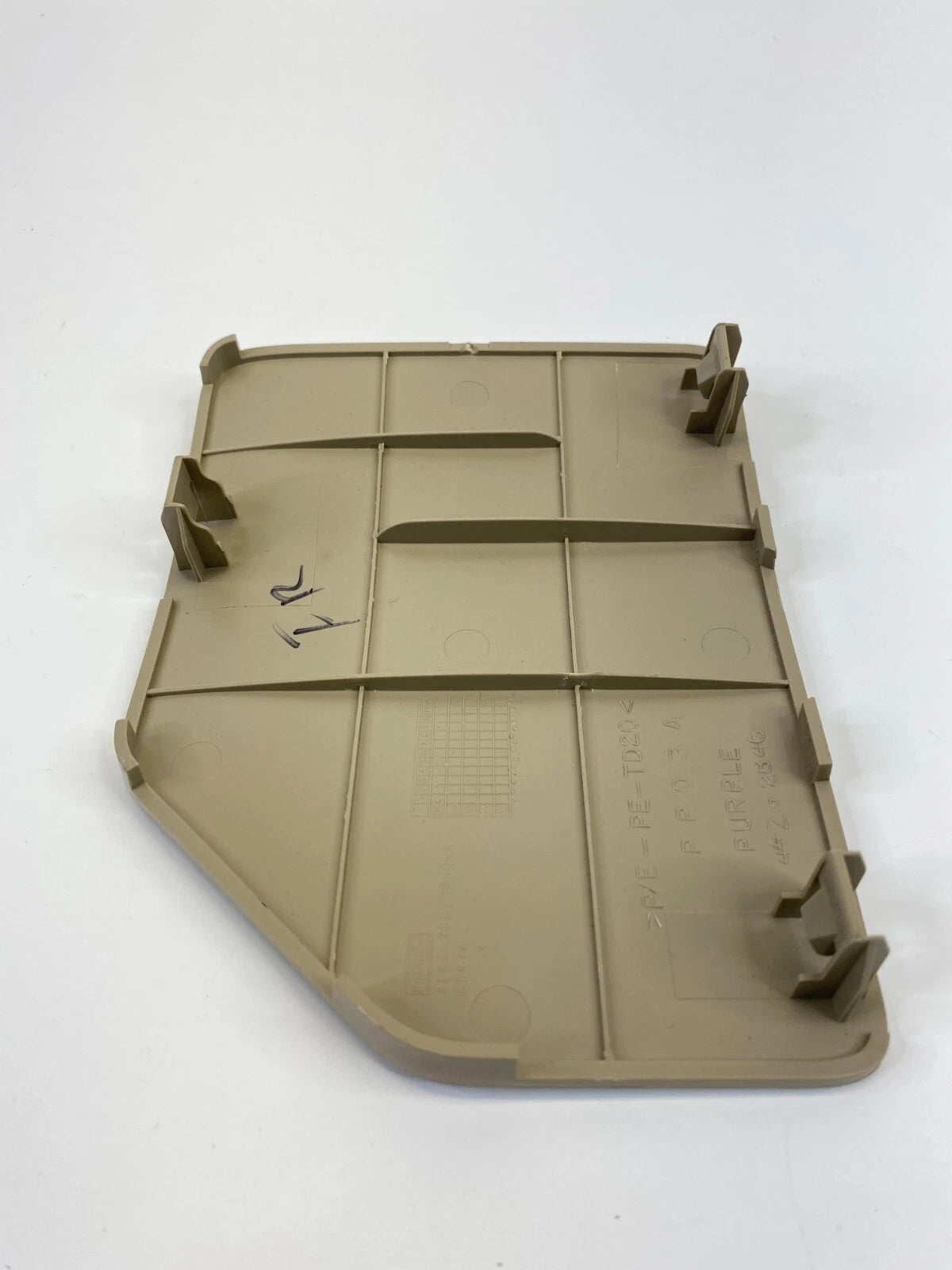 08-12 FORD ESCAPE RIGHT SIDE INTERIOR FUSE BOX PANEL COVER TRIM 8L84-78023B00