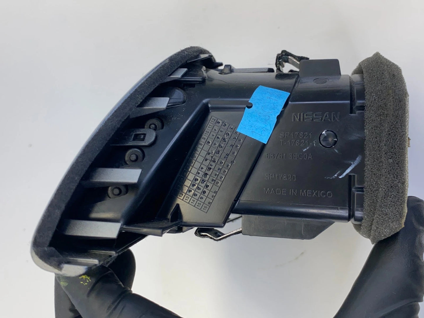 2013-2019 NISSAN SENTRA FRONT LEFT DRIVER DASH AC AIR VENT OUTER 68761-3SG0A OEM