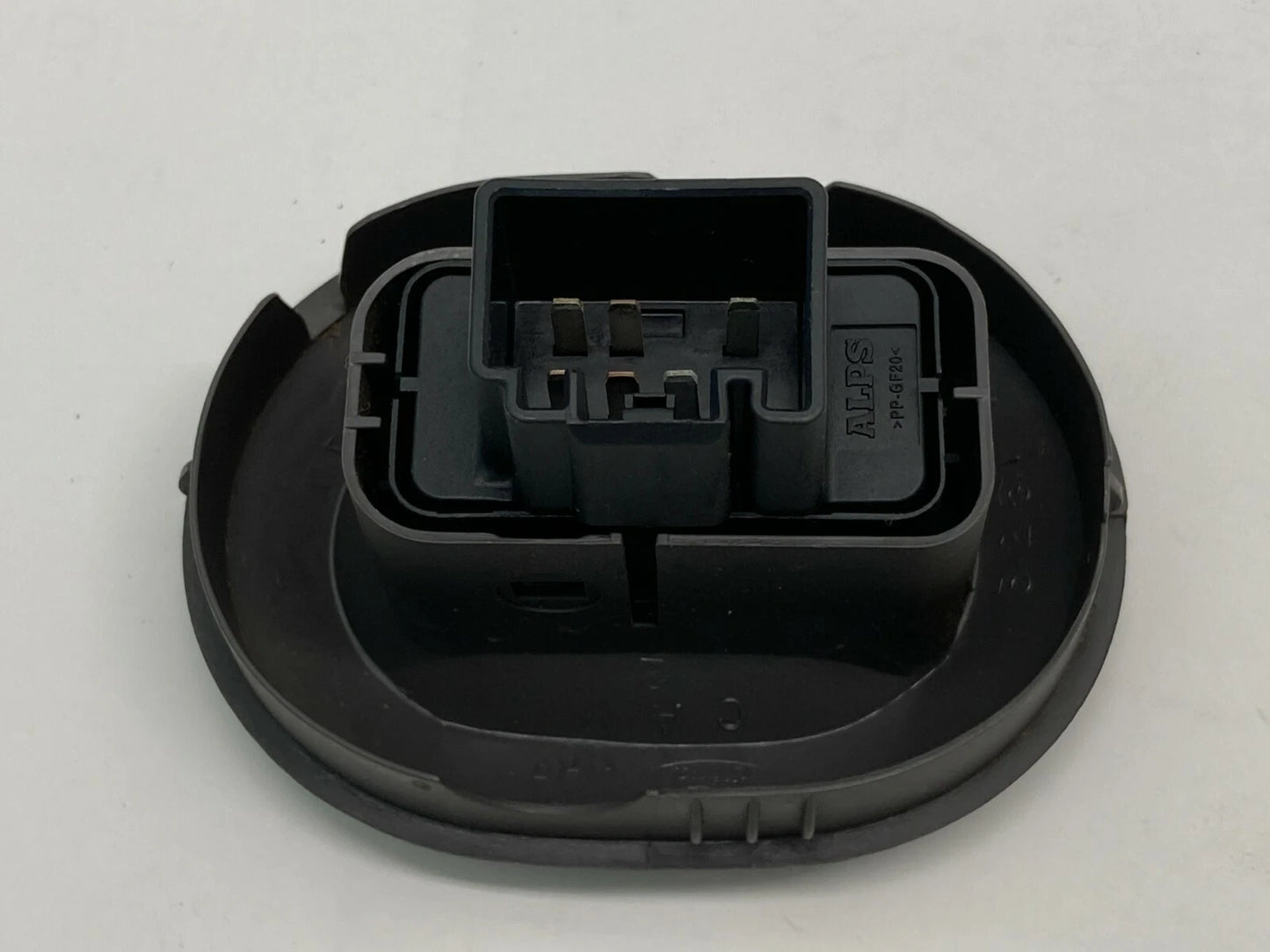 2002-2005 FORD EXPLORER REAR HATCH TRUNK DOOR LOCK SWITCH BUTTON 1L24-782661 OEM
