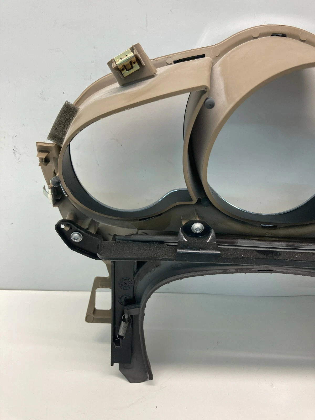 2008-2012 CHEVROLET MALIBU DASH INSTRUMENT CLUSTER SPEEDOMETER BEZEL TRIM OEM