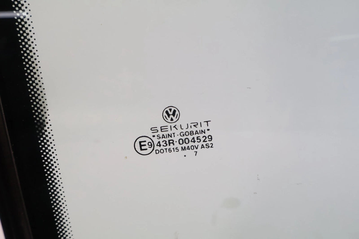 2003-2010 VW NEW BEETLE CONVERTIBLE REAR LEFT BACK DOOR QUARTER WINDOW GLASS OEM