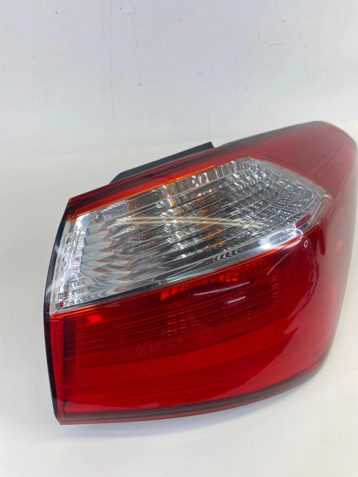 2014-2016 Kia Forte SEDAN Rear Right Side Tail Lamp Light Outer Taillight Lamp