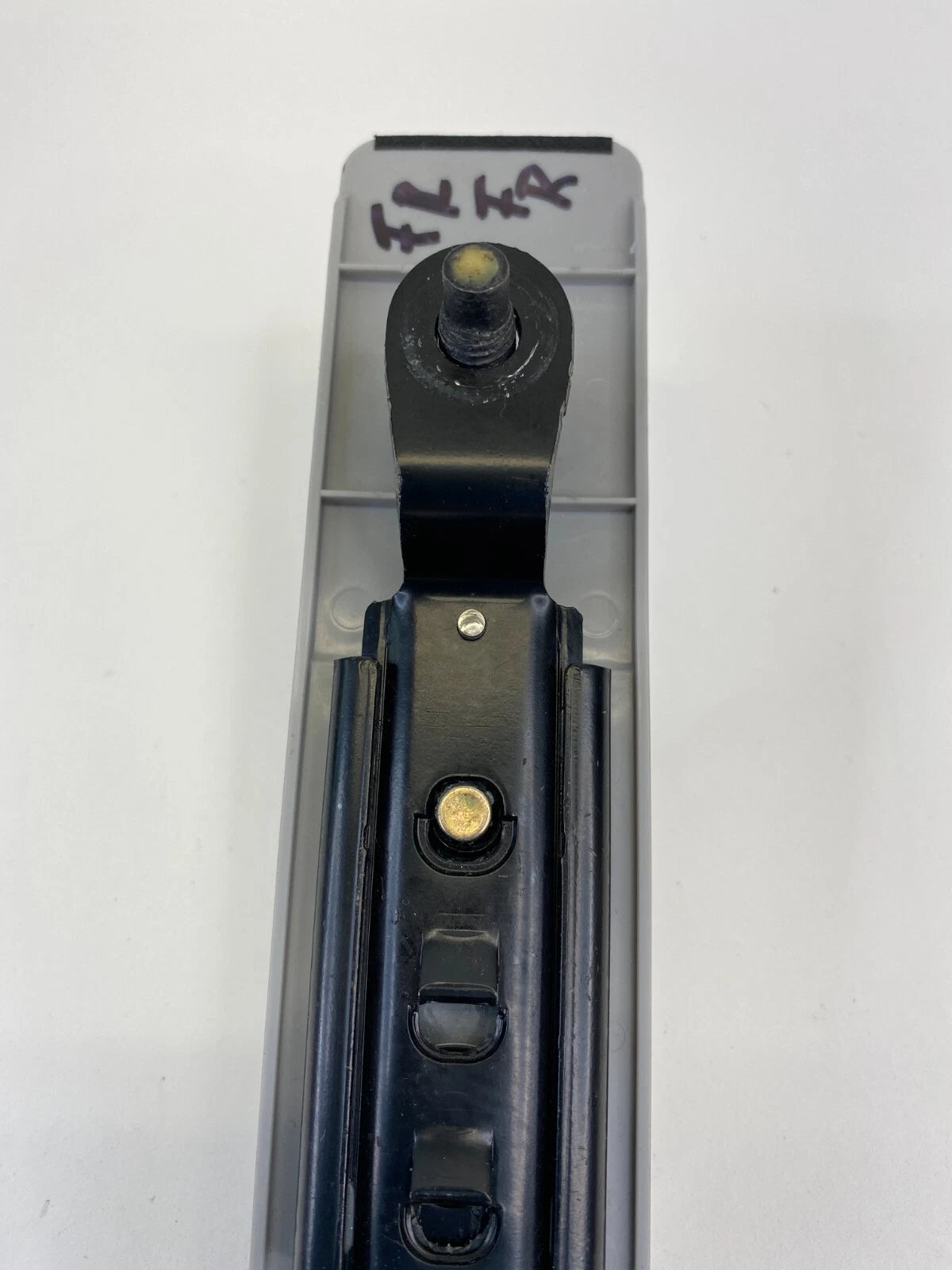 03-08 MAZDA 6 MAZDA6 FRONT LEFT DRIVER SIDE SEAT BELT HEIGHT ADJUSTER SHOULDER