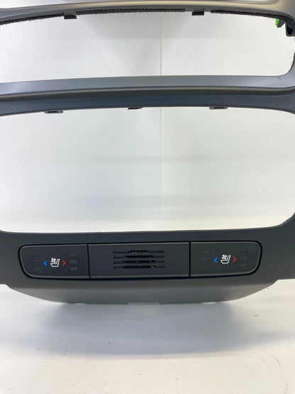 20014 2015 KIA SORENTO CENTER DASH RADIO & CLIMATE CONTROL TRIM BEZEL W/ CLOCK