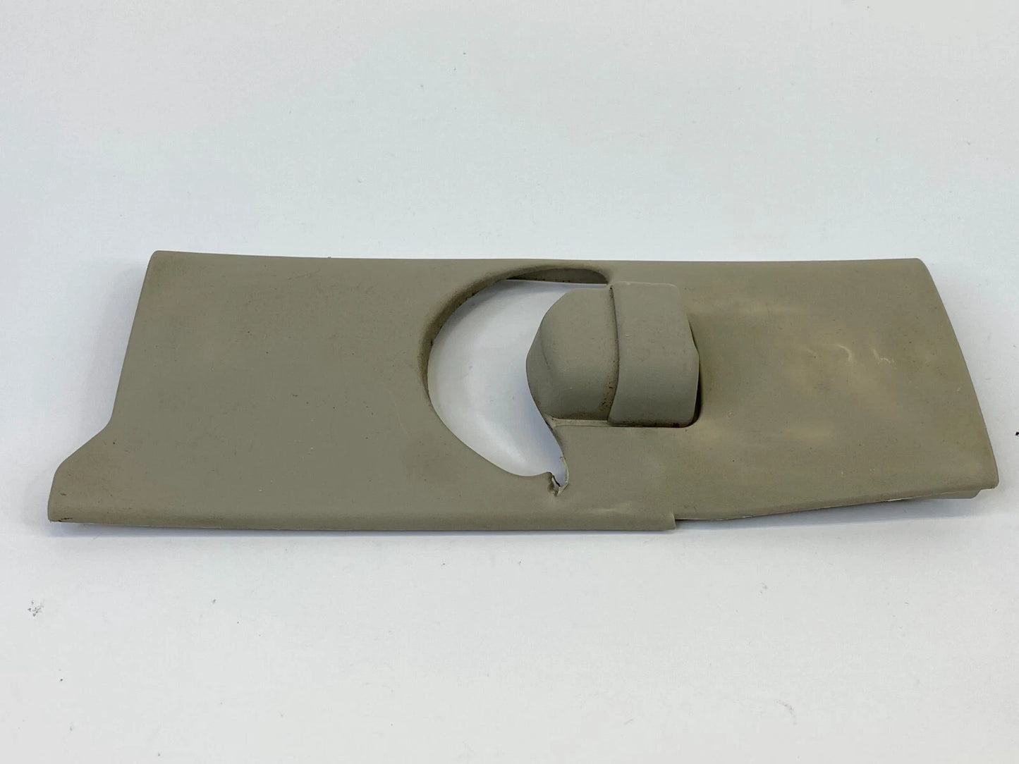07 08 INFINITI G35 CENTER RIGHT PILLAR UPPER SEAT BELT ADJUSTENT H711-5982-100