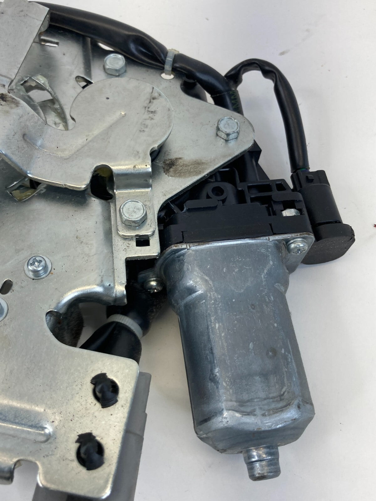 09-16 Chrysler Town & Country Liftgate Tailgate Trunk Lock Latch Actuator Motor