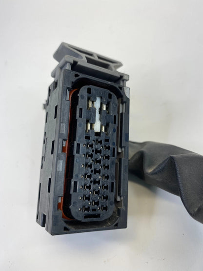 2004-2006 HYUNDAI ELANTRA 2.0L ABS ANTI LOCK BRAKE PUMP RELAY PLUG CONNECTOR OEM