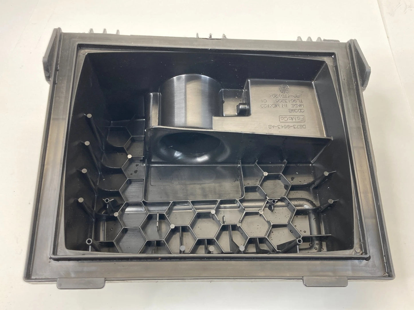 2013-2020 FORD FUSION 2.5L FWD UPPER AIR INTAKE CLEANER BOX COVER OEM DS739643AB