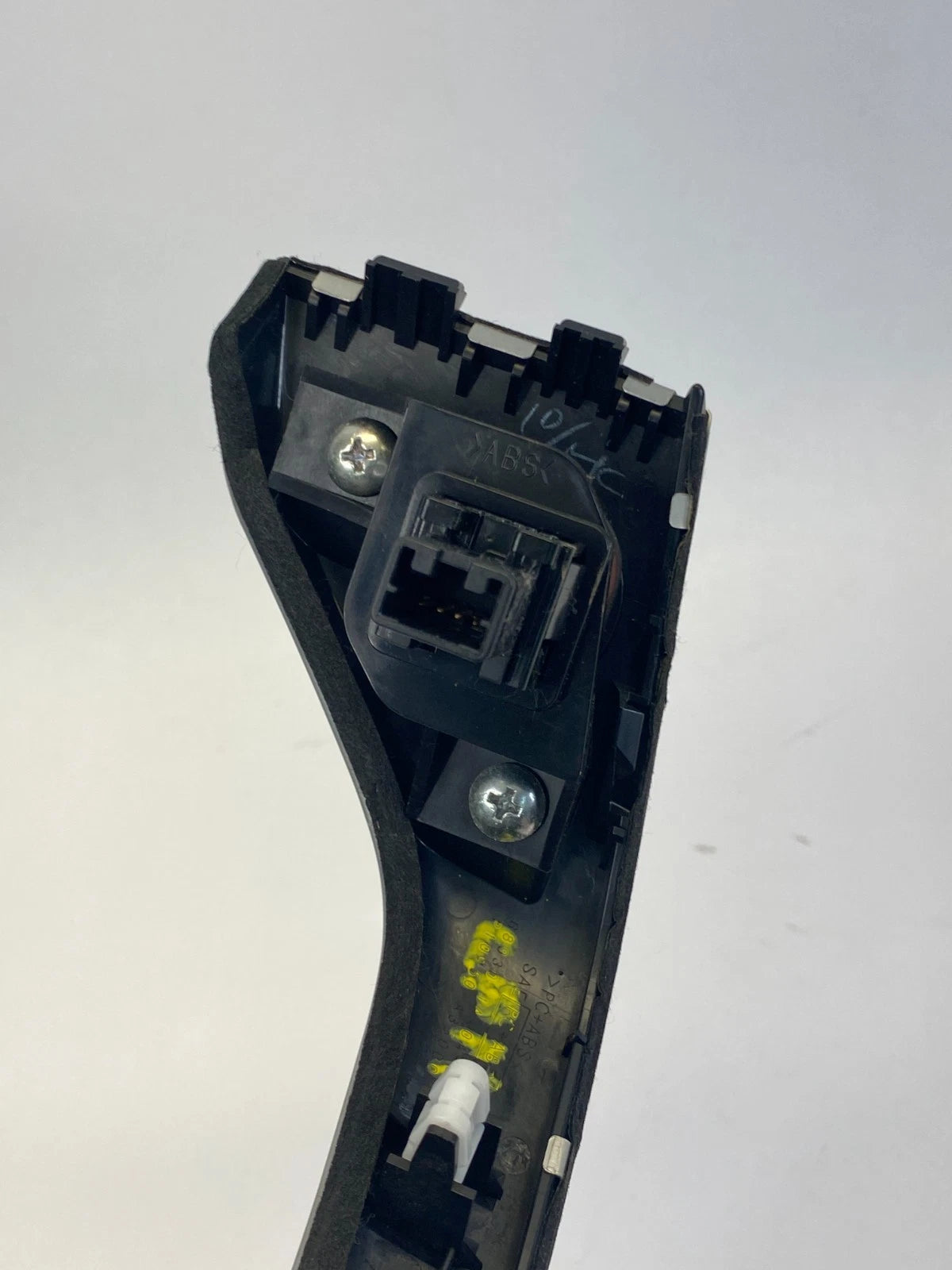 09-14 NISSAN MURANO DASH RIGHT TRIM PANEL W/ HAZARD BUTTON SWITCH 689301AA0A OEM