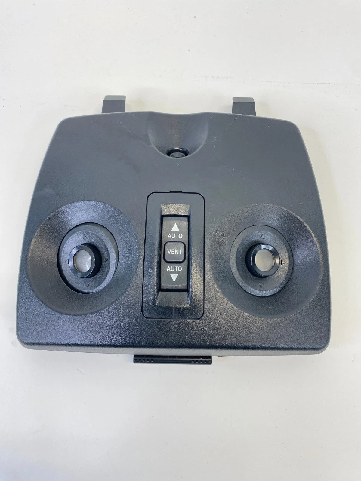 2011-2014 CHRYSLER 200 FRONT OVERHEAD CONSOLE DOME MAP LIGHT WITHSUNROOF OEM