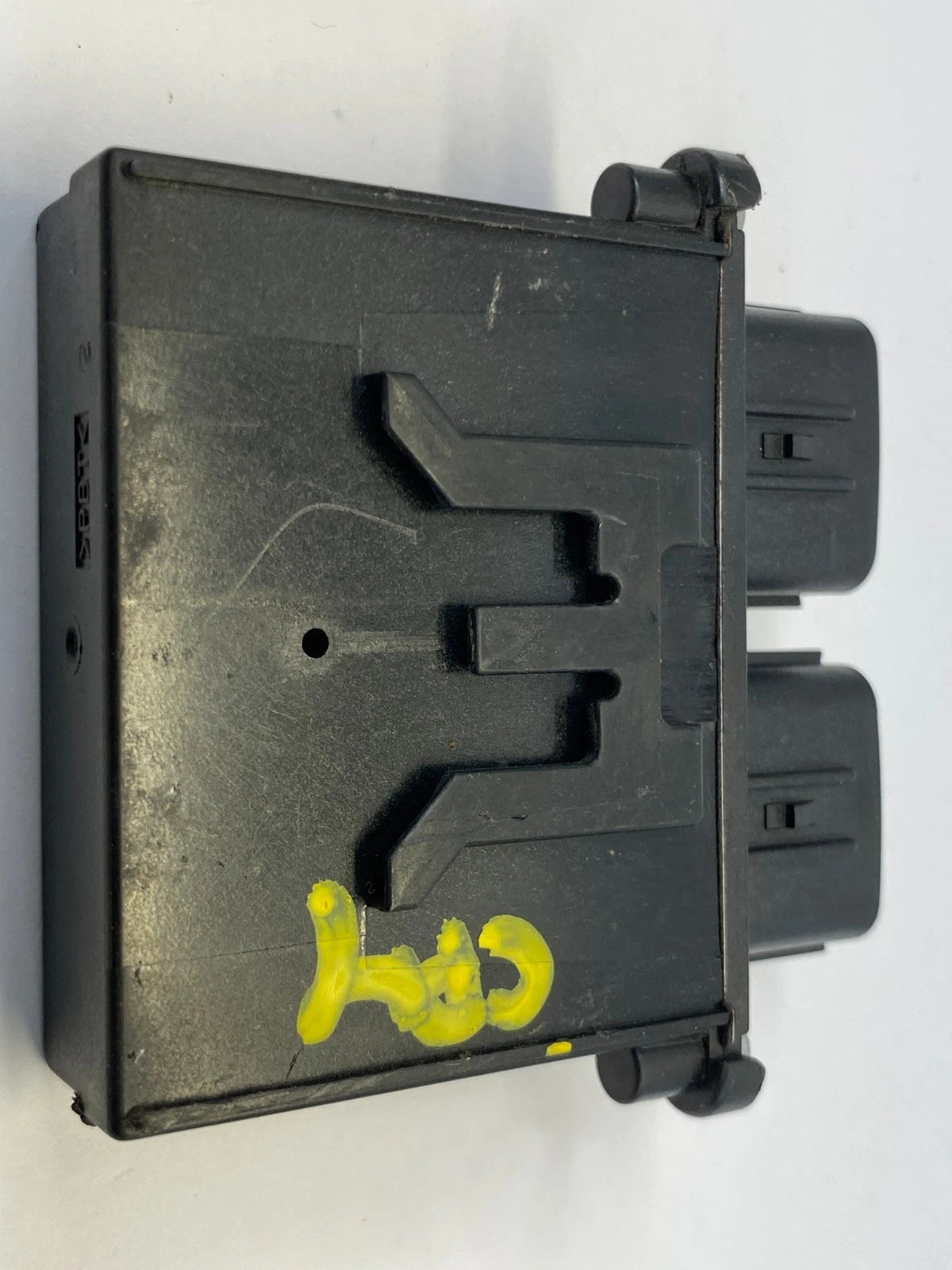 2006-2016 TOYOTA YARIS FRONT RIGHT SEAT OCCUPANT SENSOR MODULE 89952-35011