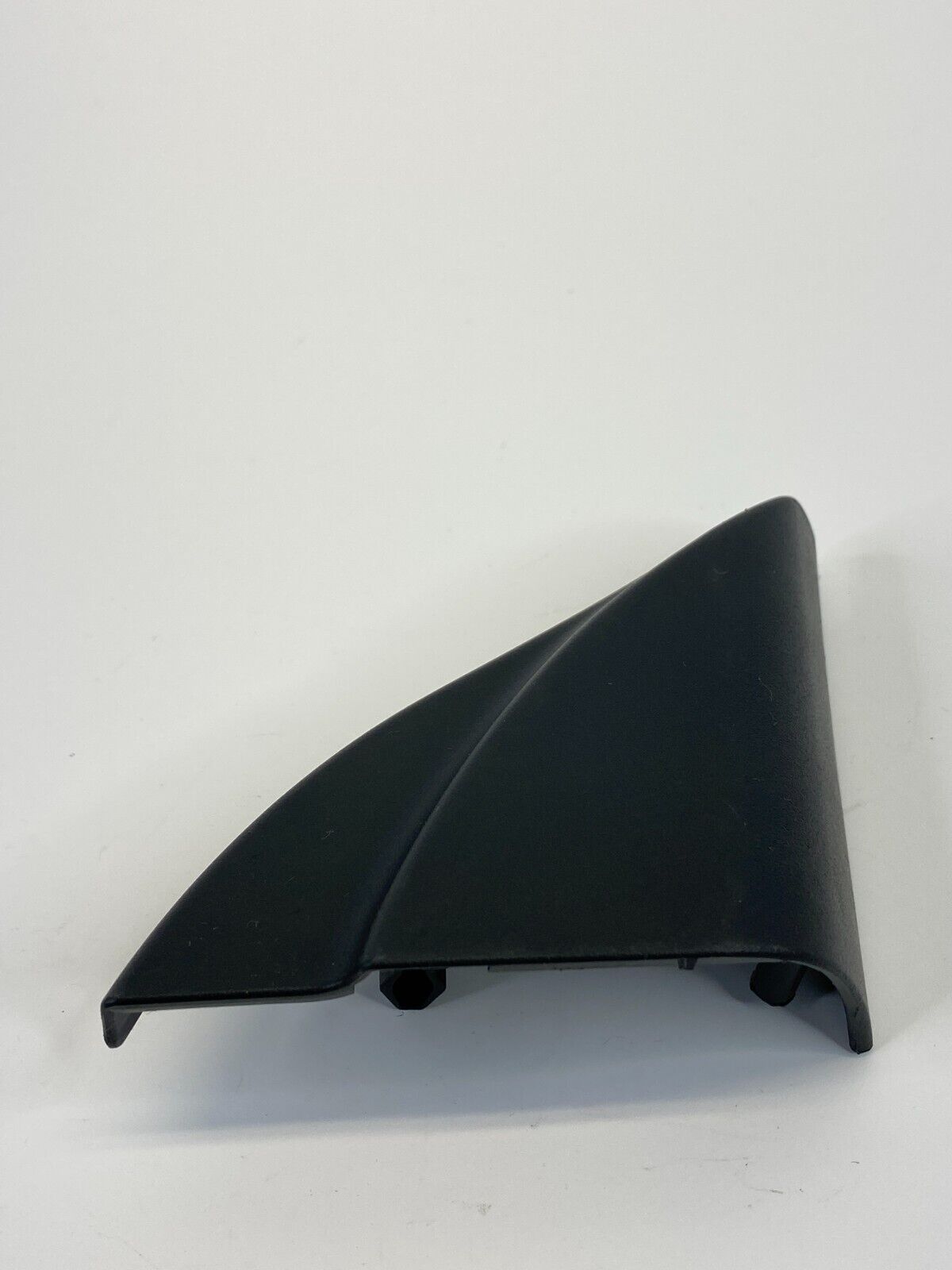 05-10 Scion tC Front Right Side Door Inner Corner Cover Molding 67491-21080 OEM