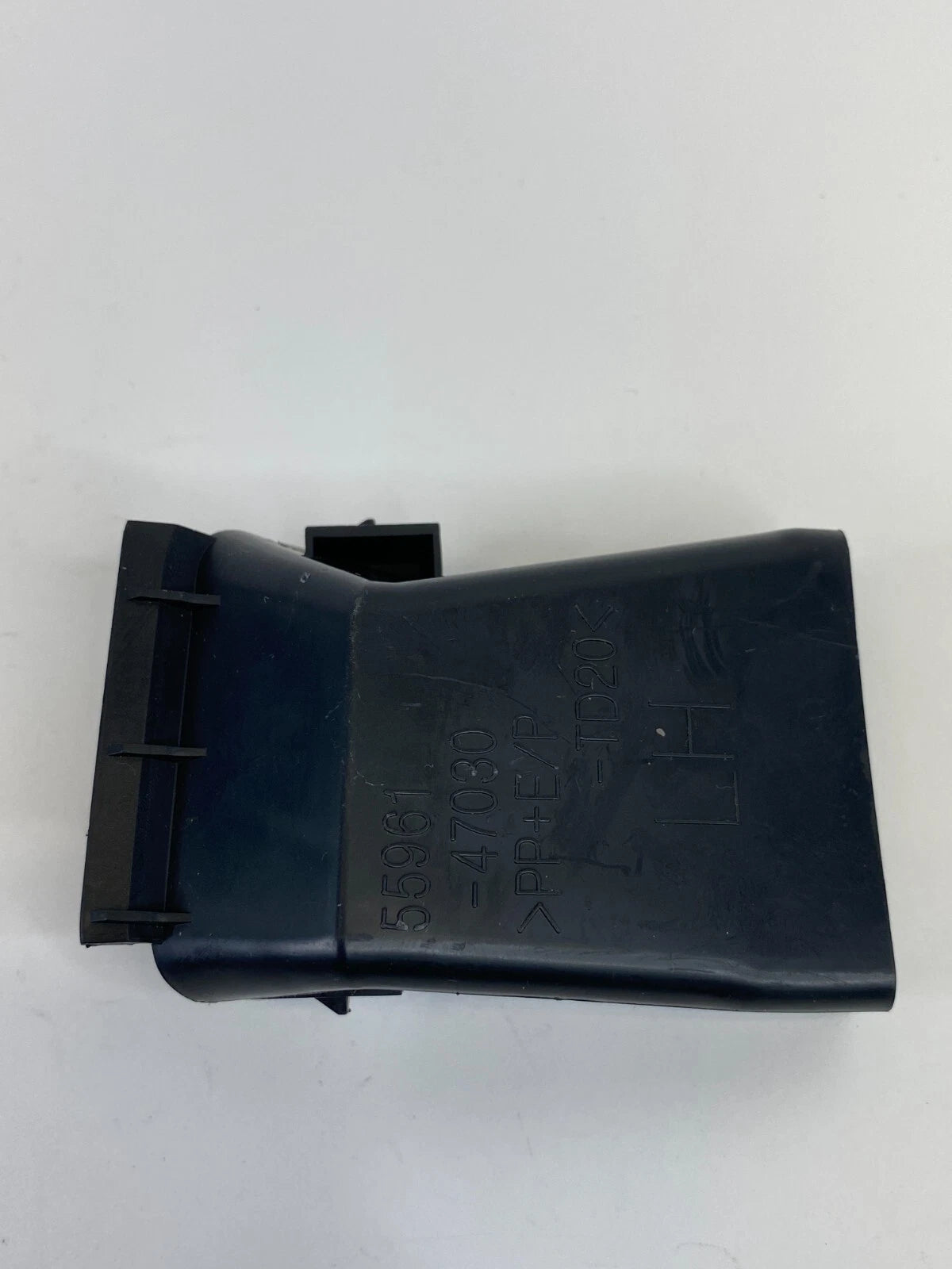 10 11 TOYOTA PRIUS BASE RIGHT SIDE DASH AC AIR VENT DEFROSTER GRILLE COVER OEM