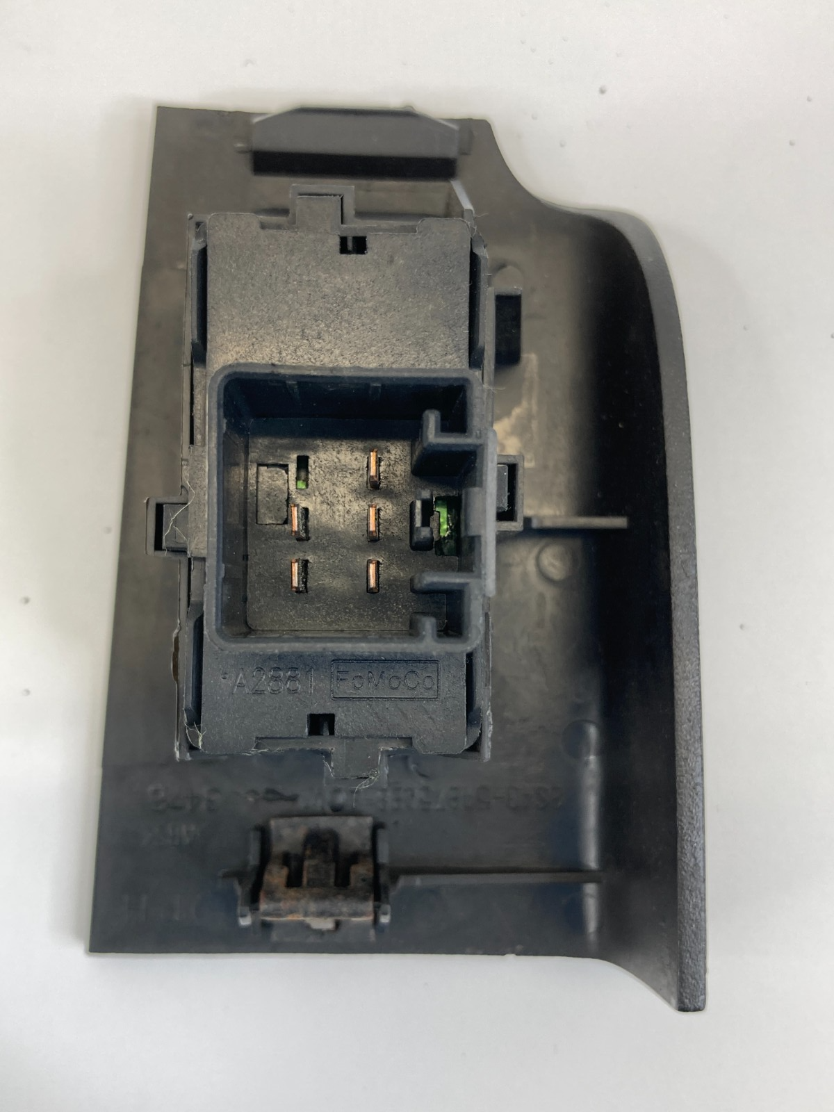2008-2011 Ford Focus Rear Right Door Power Window Switch w/ Bezel 8S43-54275A28
