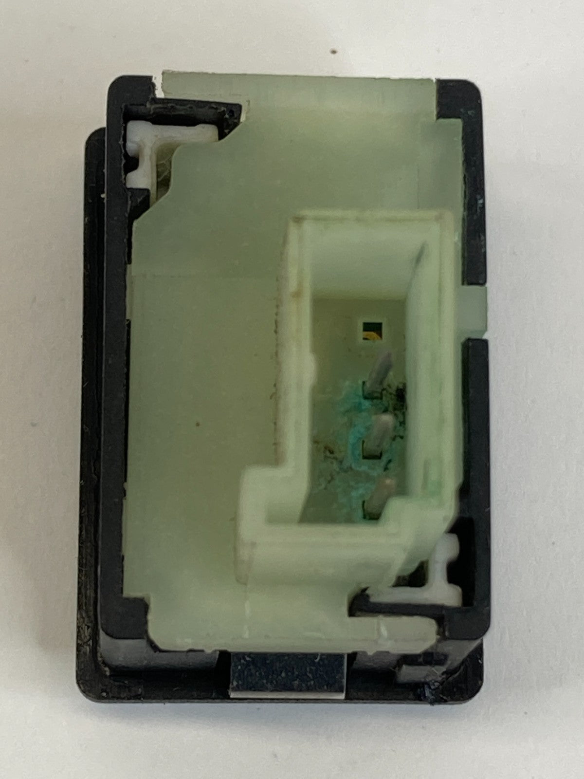 2007 2008 BMW 328xi Trunk Lid Open Release Control Switch 6921846 OEM