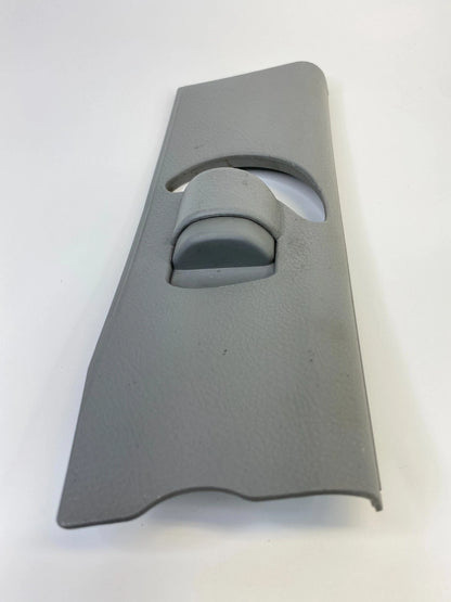 2007-2009 HYUNDAI SANTA FE RIGHT SIDE SEAT BELT HEIGHT ADJUSTER COVER RH OEM