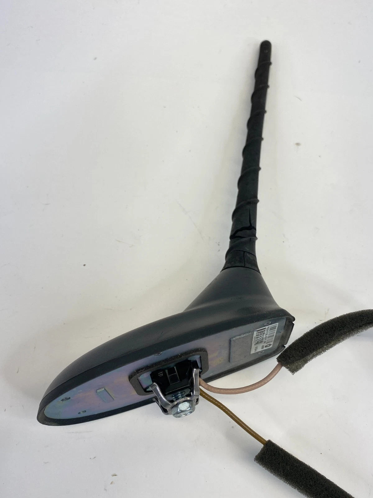 2013-2016 DODGE DART ROOF MOUNTED RADIO ANTENNA BASE & MAST 05091973AB OEM