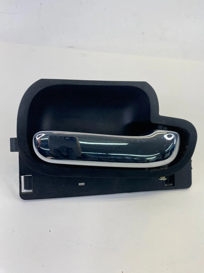 1998-2002 LINCOLN TOWN CAR INSIDE DOOR HANDLE PASSENGER REAR RH OEM F8V8-5421818