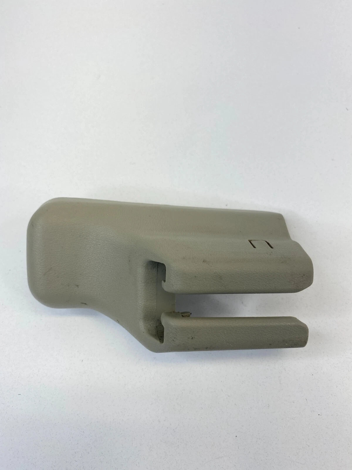 01 02 03 INTINITI QX4 LEFT DRIVER SIDE SEAT TRACK END COVER TRIM CAP PANEL OEM