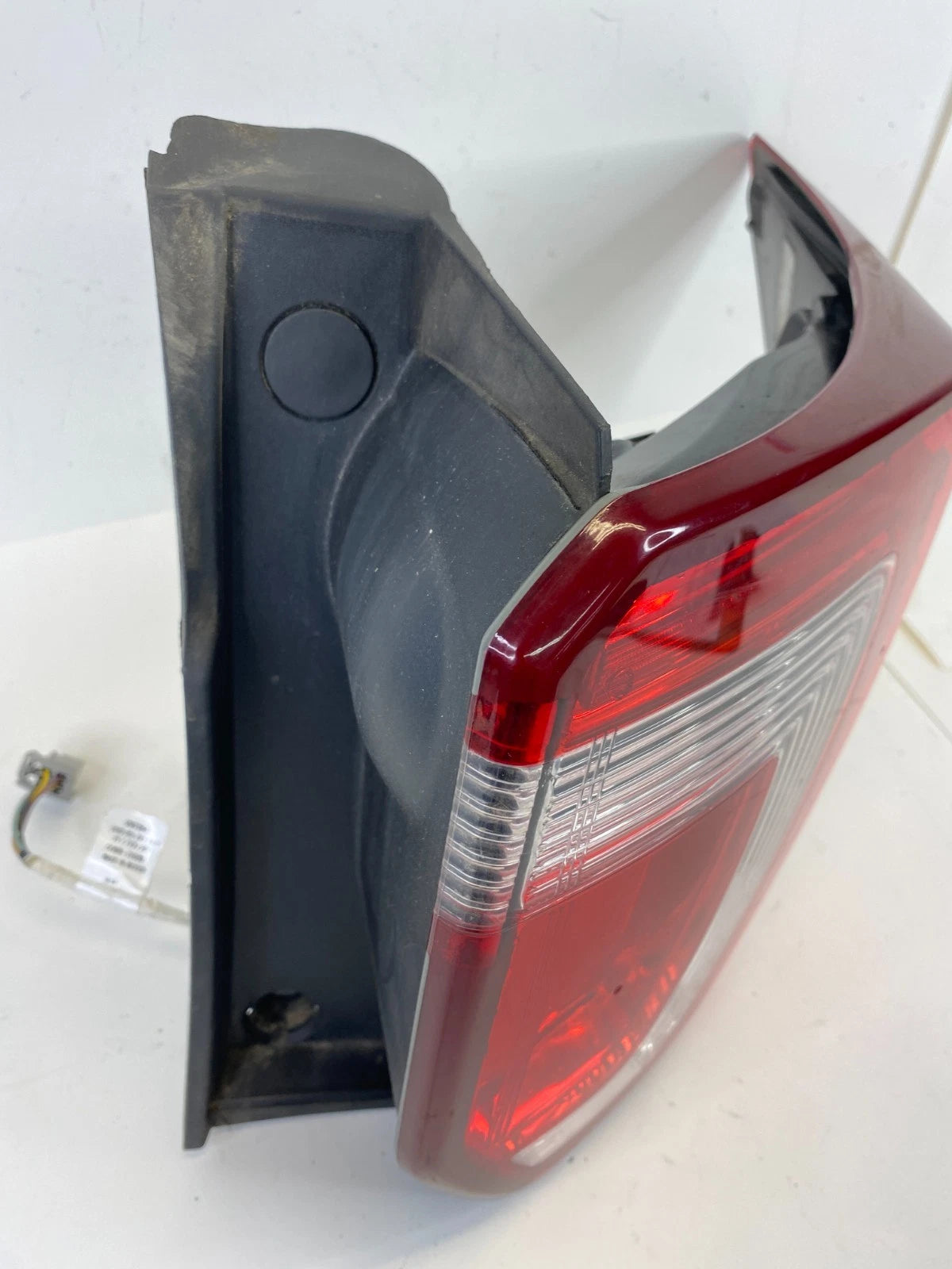 2016-2019 FORD EXPLORER INTERCEPTOR UTILITY RIGHT SIDE TAILLIGHT TAILLAMP OEM