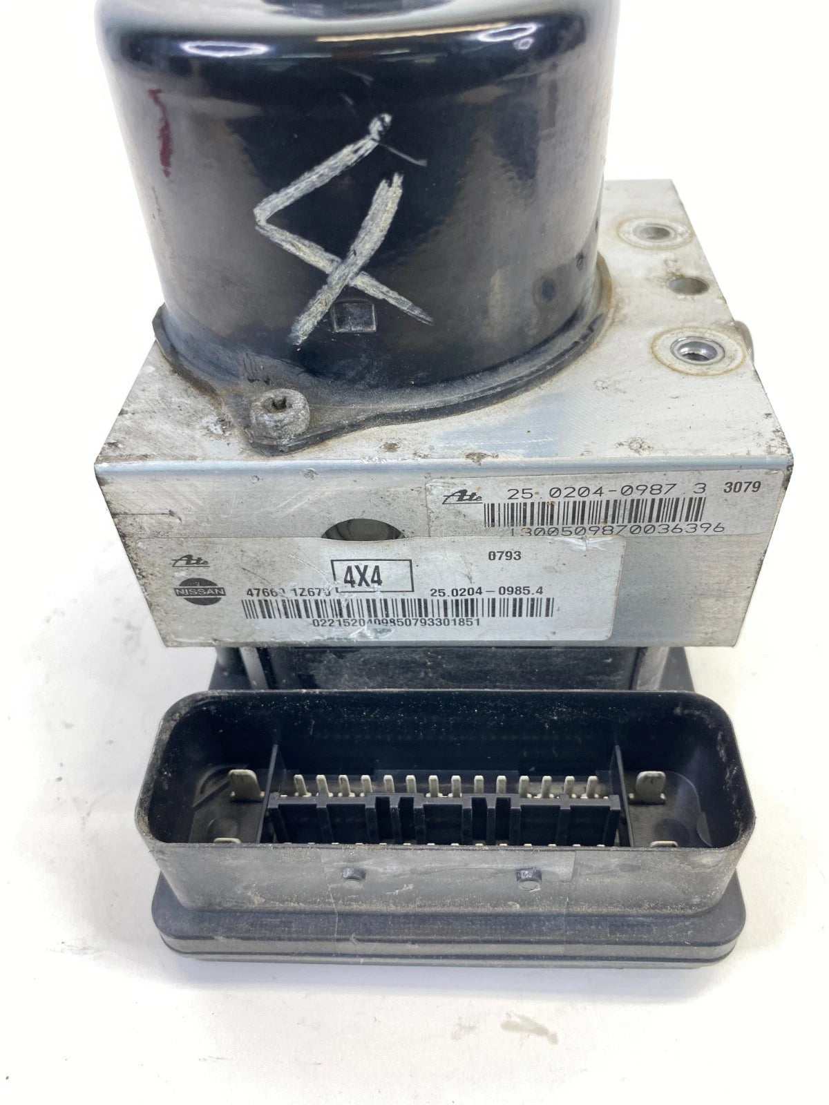 03 04 NISSAN XTERRA 4WD 3.L AT ABS ANTI LOCK BRAKE PUMP MODULE 47660-1Z670 OEM