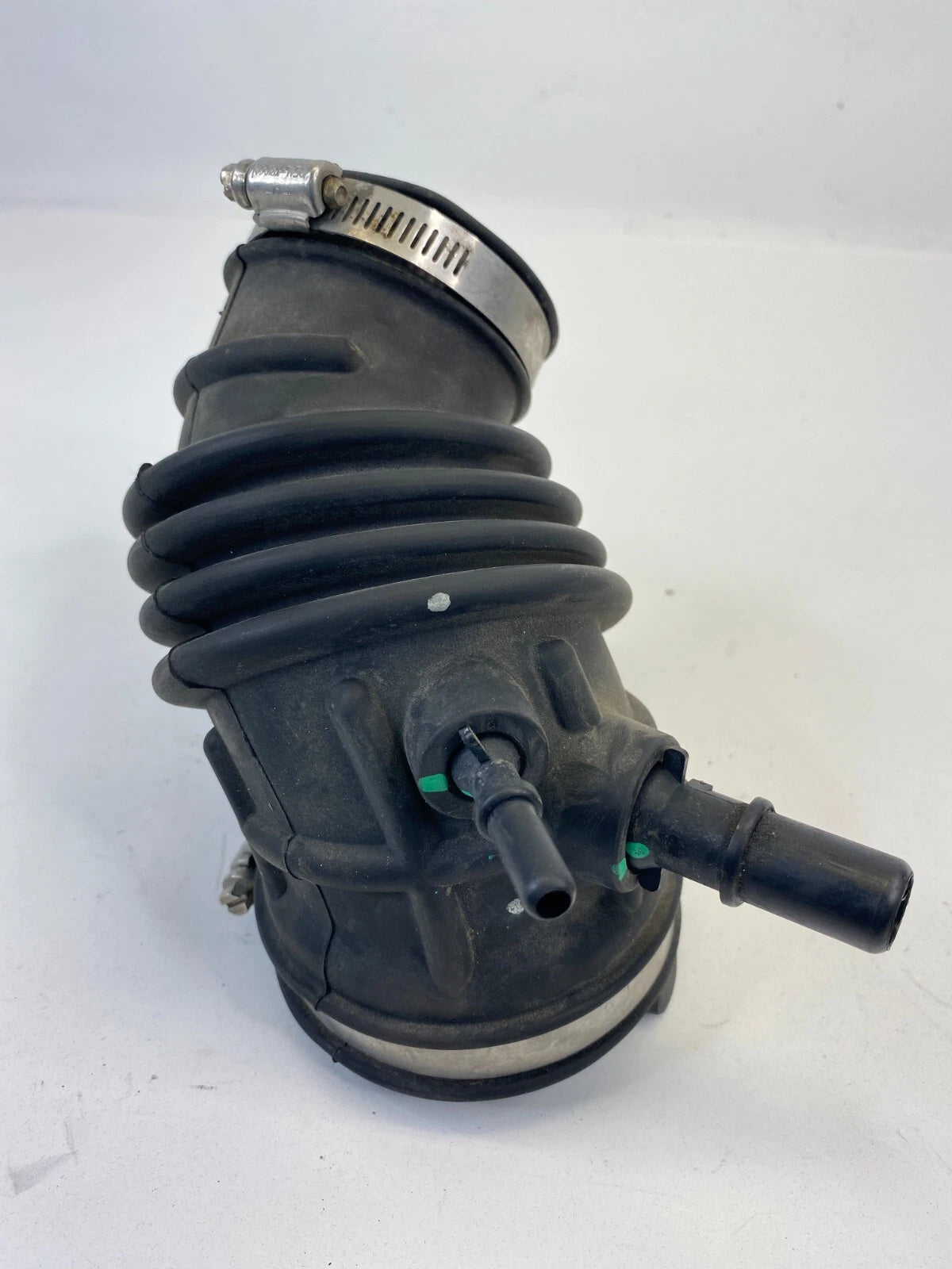 2012-2018 FORD FOCUS SEDAN 2.0L L4 AIR INTAKE HOSE TUBE DUCT BV61-9C623-A OEM