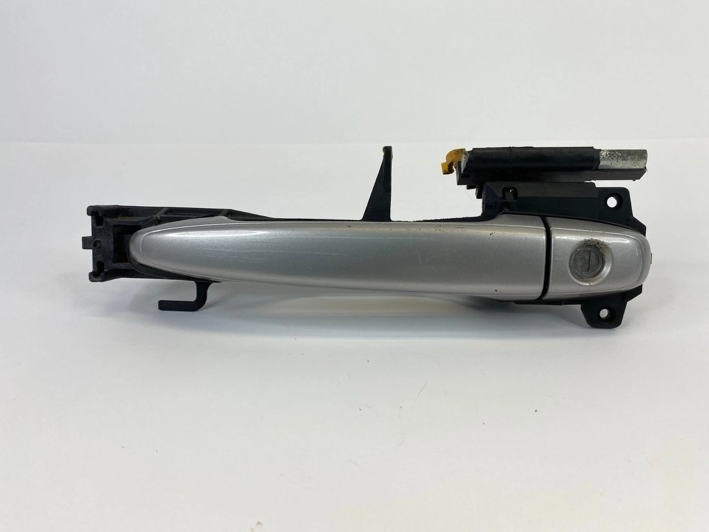 2004-2010 TOYOTA SIENNA FRONT LEFT DRIVER SIDE EXTERIOR DOOR HANDLE OEM