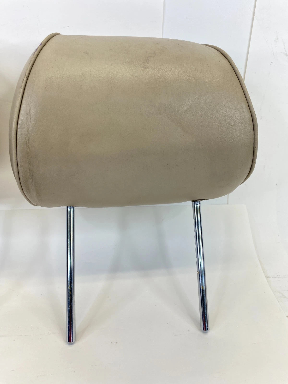 2001 2002 LEXUS GS300 GS430 FRONT SEAT HEADREST HEAD REST LEFT & RIGHT PAIR SET