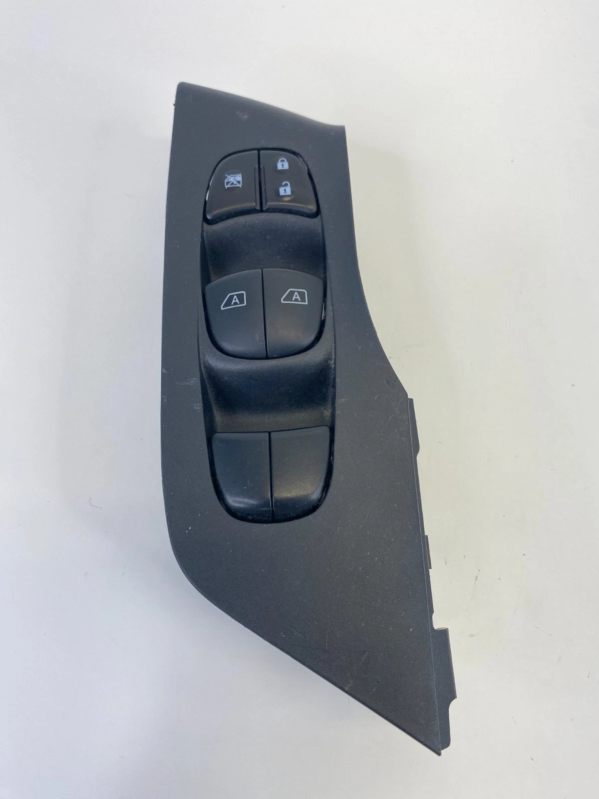 13-18 Nissan Altima Front Left Side Door Power Master Window Switch 25401-3TA4A